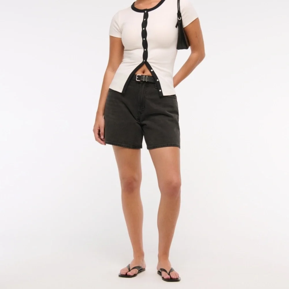 ABERCROMBIE SHORTS - Picture 7 of 7